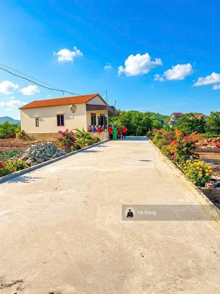 Bán đất tại thôn đa hội, 670 triệu, 100m2, chính chủ hàng hot  sẵn sổ đỏ