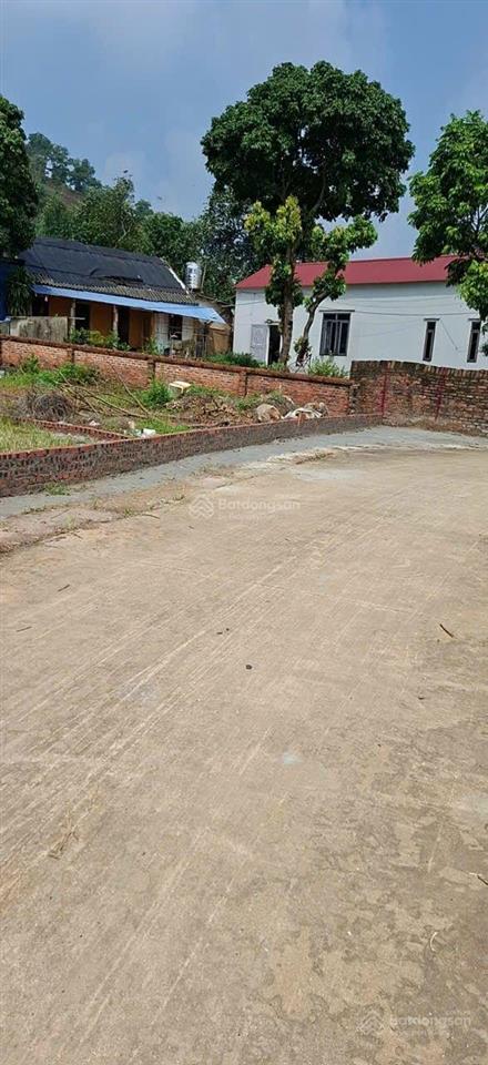 Bán nhanh 180m tân lộc, hồng kỳ  sổ đỏ sẵn giao dịch