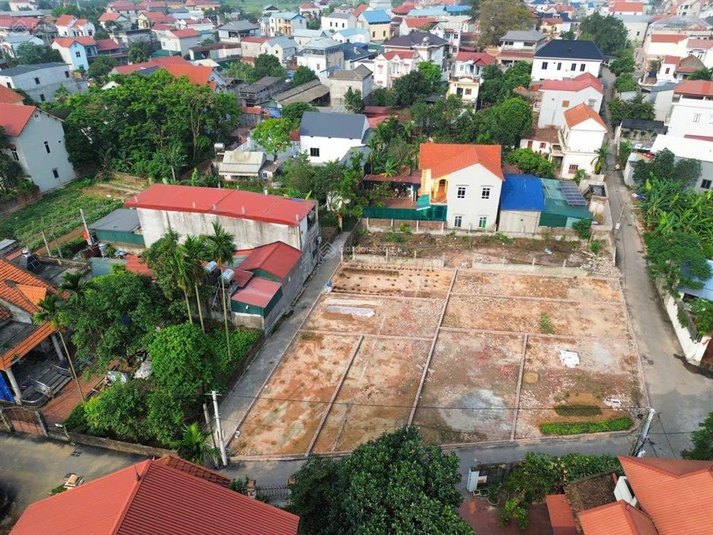 80m full thổ cư ninh cầm, xã kim anh  ngõ thông ô tô  sẵn sổ đỏ