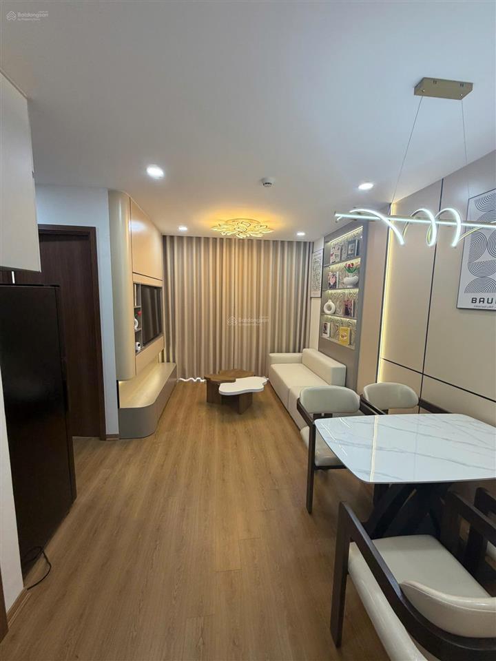 Chính chủ cho thuê căn 2pn  8,5tr/tháng tại yên bình complex. full đồ