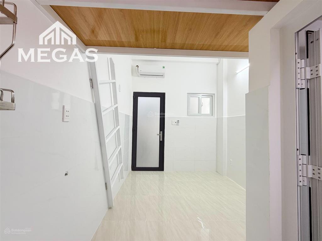 Phòng trọ cao cấp  mới xây 100%  máy lạnh  ngay cvpm quang trung  tô ký