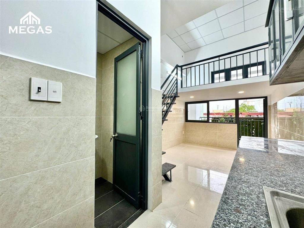 Căn hộ 39m2  mới xây 100%  ban công  full nội thất  ngay cvpm quang trung  dương thị mười