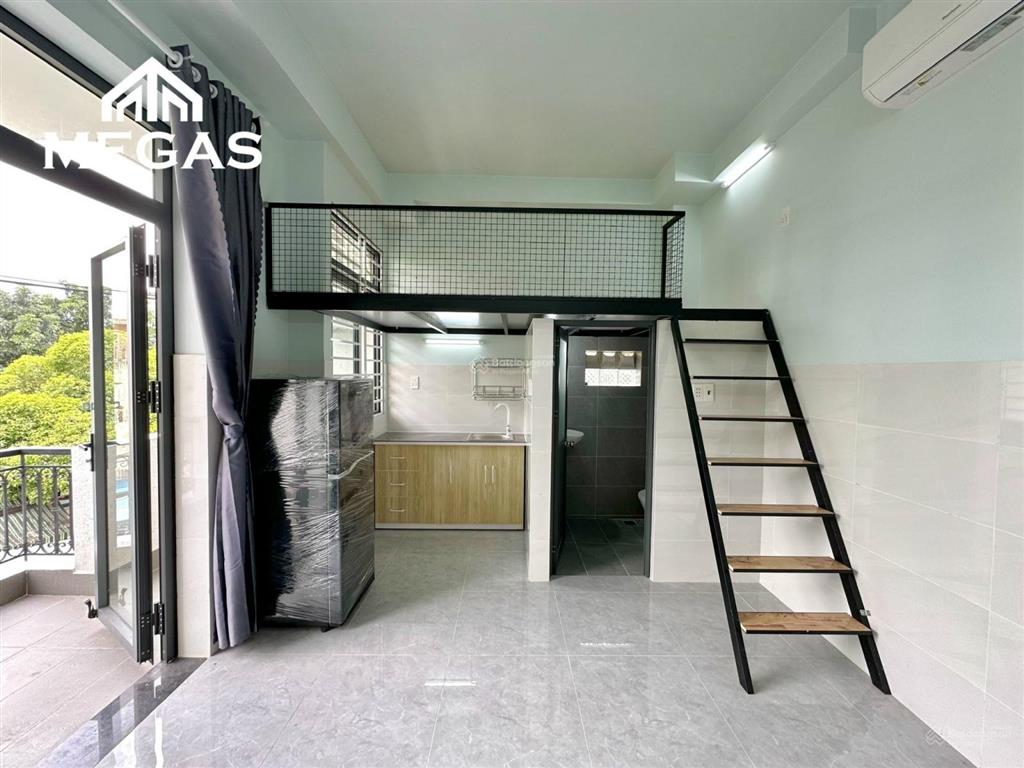Phòng trọ gác 30m2 gác cao 2m mới khai trương ngay nguyễn văn quá  cầu tham lương