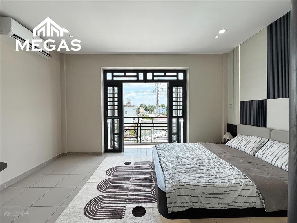 Ngay đh giao thông vận tải ngay nguyễn ảnh thủ, căn hộ mới xây 100%, full nội thất, có ban công to