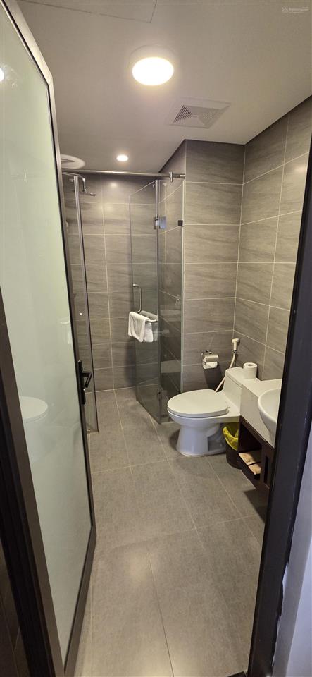 Chính chủ bán chung cư beverly hills căn góc 2 phòng ngủ 83m2 ban công bao quanh view trọn biển