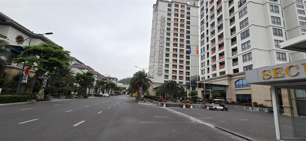 Chính chủ bán chung cư beverly hills căn góc 2 phòng ngủ 83m2 ban công bao quanh view trọn biển