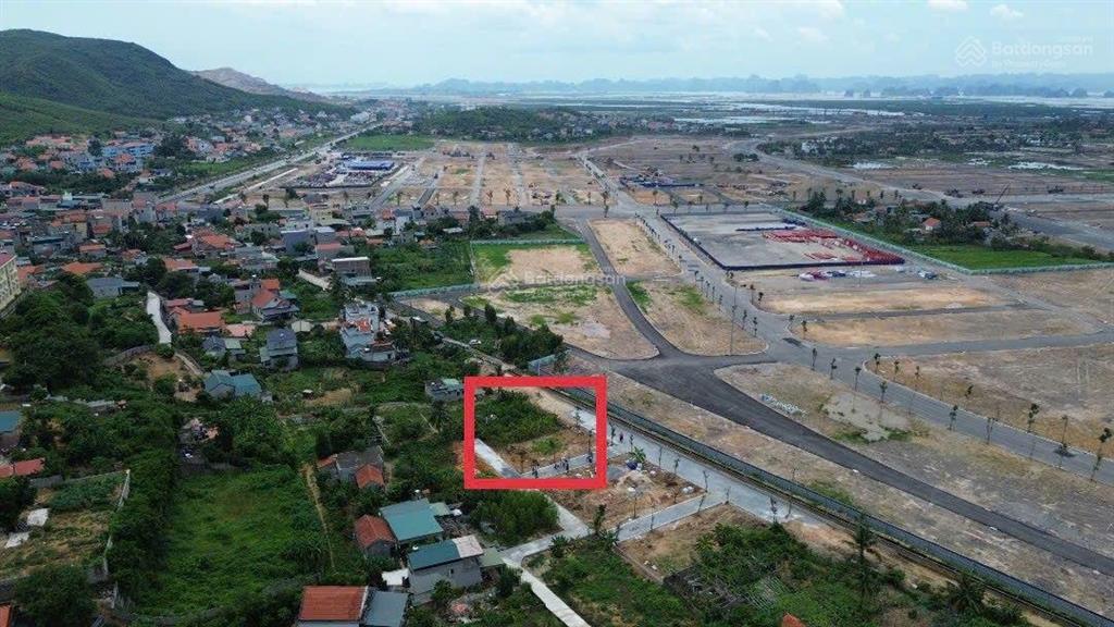 Bán 75m2 tại đại yên, hạ long, 2,5 tỷ sát bên cạnh vinhomes hạ long xanh