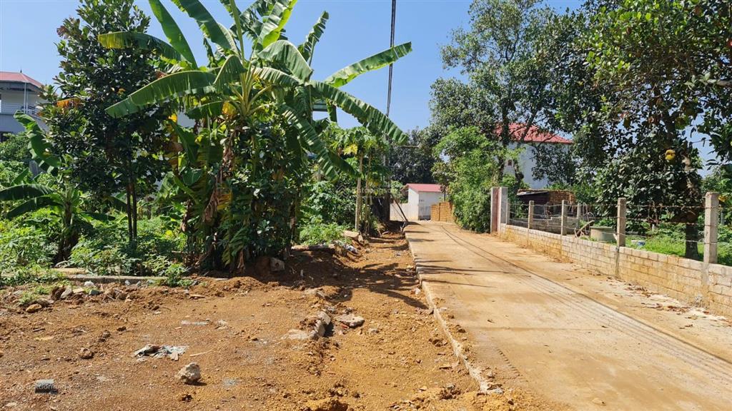 Siêu phẩm đất nền hòa lạc lô góc 3 mặt tiền ngay ngã 4 đồi sen trì