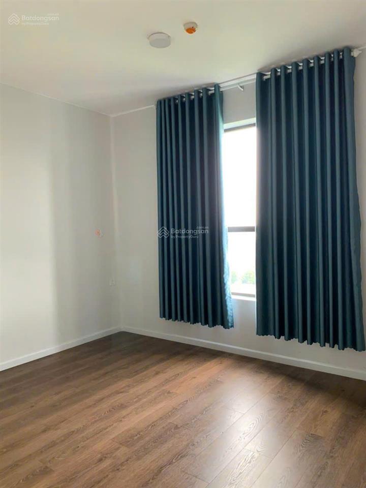 Cho thuê căn hộ 2pn 2wc view hồ bơi