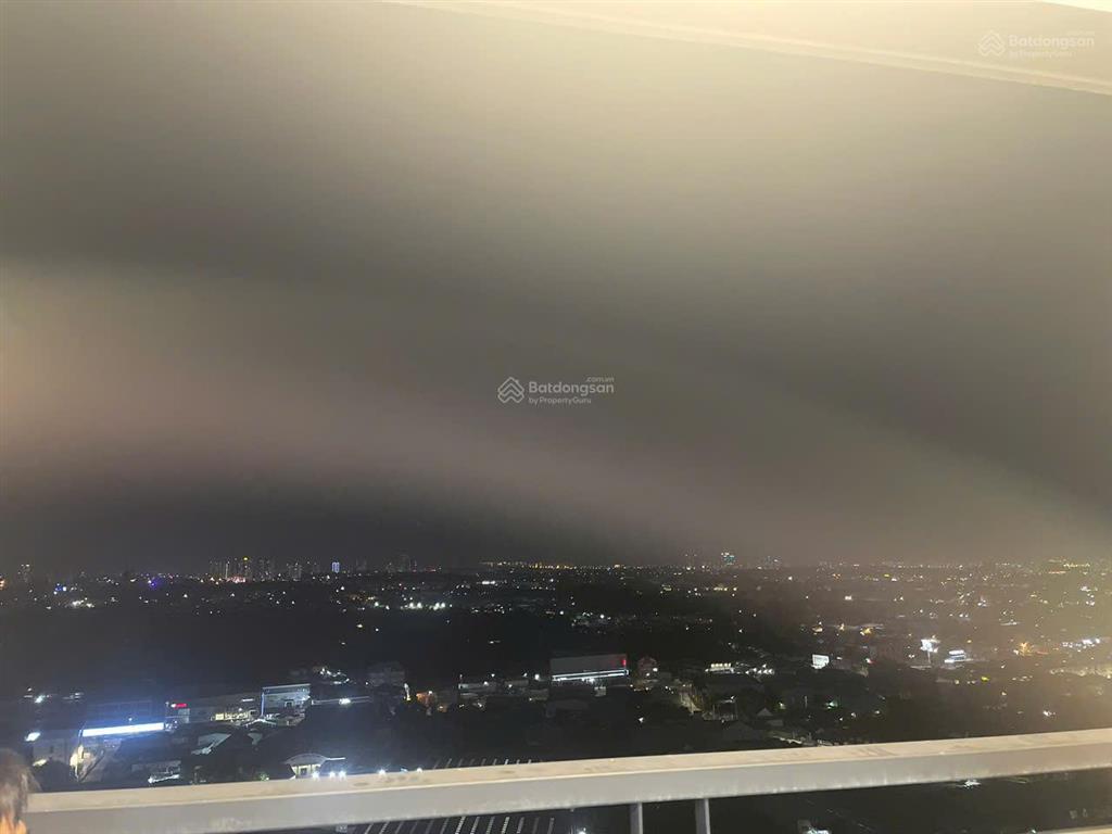 Bán căn hộ view hồ bơi  tầng trung  bao thuế phí