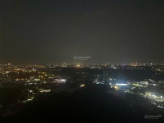 Bán căn hộ view hồ bơi  tầng trung  bao thuế phí