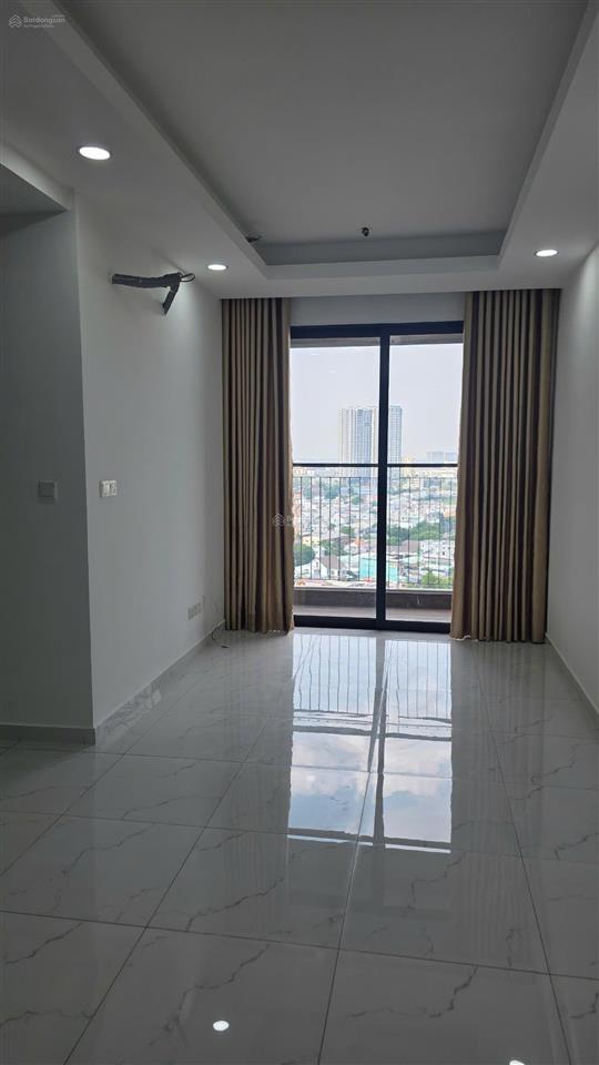 Bán căn hộ cao cấp 2pn 2wc  view hồ bơi