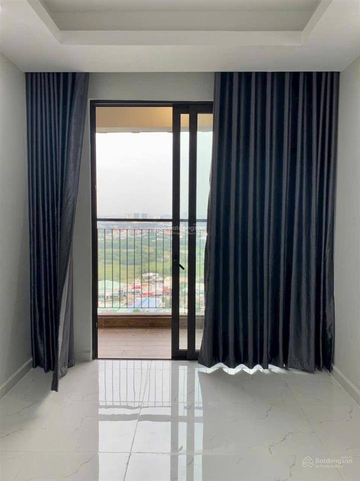 Bán căn hộ tầng cao view thoáng  bao thuế phí sang tên