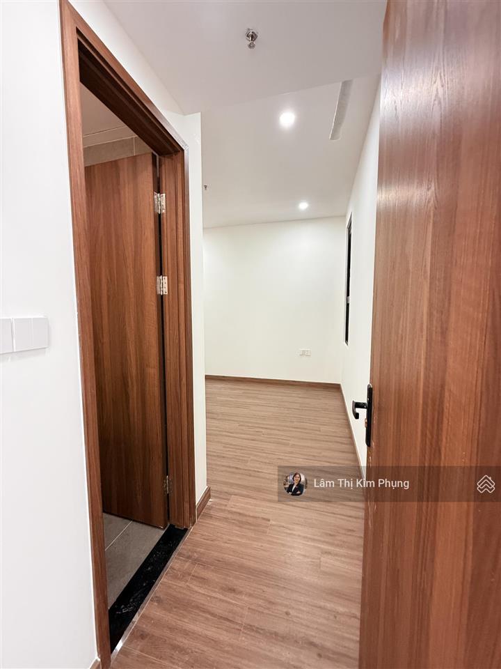 Cho thuê căn hộ 2pn 2wc có rèm giàn phơi, miễn pql 3 tháng giá 6,5 triệu/tháng