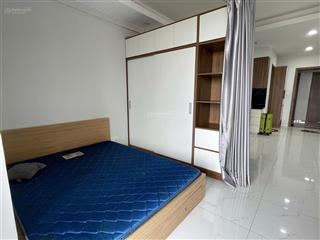 Cho thuê gấp cc opal skyline, 6 triệu, 40m2, p. lái thiêu, tp. thuận an