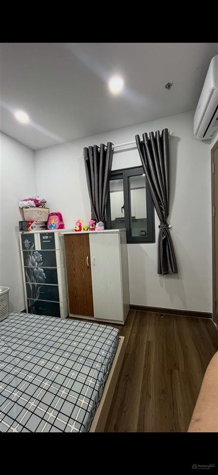 Chính chủ bán 2pn2wc bcons sala nhà mới 99%