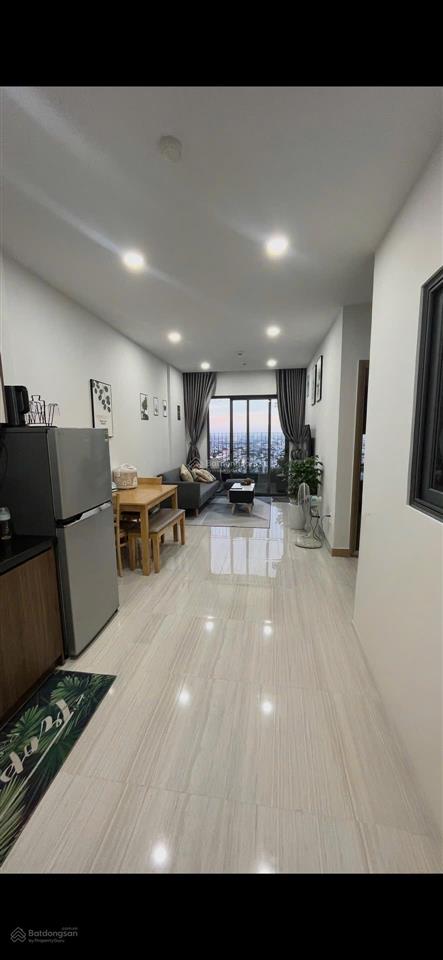 Chính chủ bán 2pn2wc bcons sala nhà mới 99%