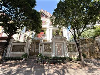 Bán biệt thự vip kđt dịch vọng phố hoàng quán chi 189m2 không lỗi gì thông tin thật