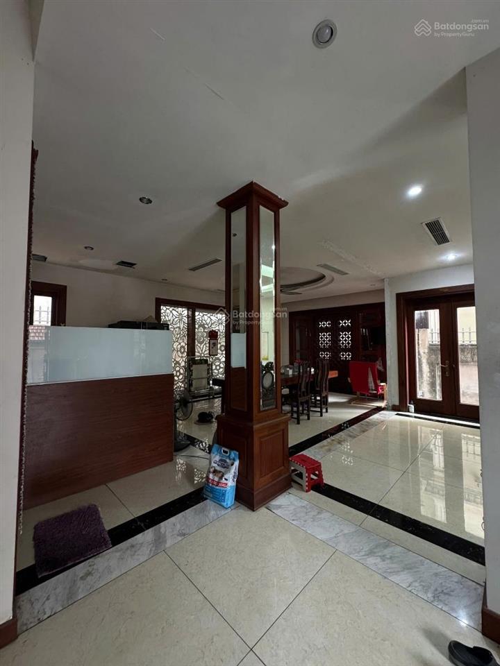Bán biệt thự vip kđt dịch vọng phố hoàng quán chi 189m2 không lỗi gì thông tin thật