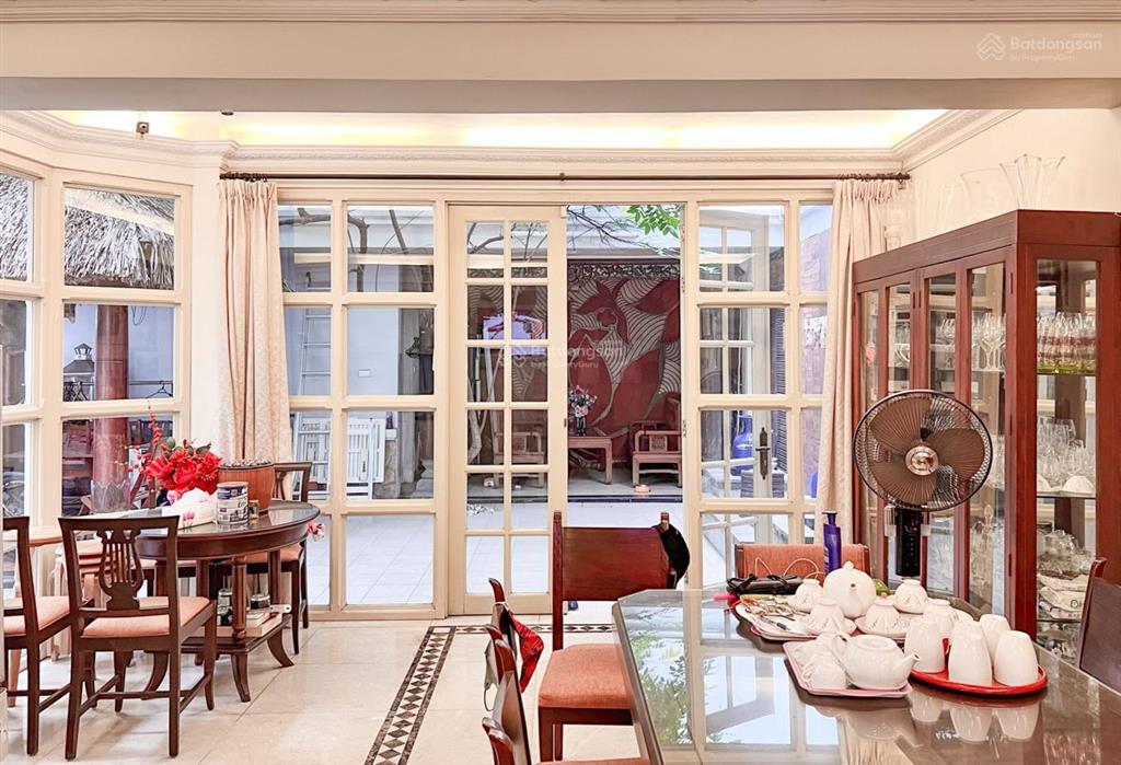 Bán biệt thự mp nguyễn gia thiều hồ thiền quang 255m2 full 1 sổ cực đẹp