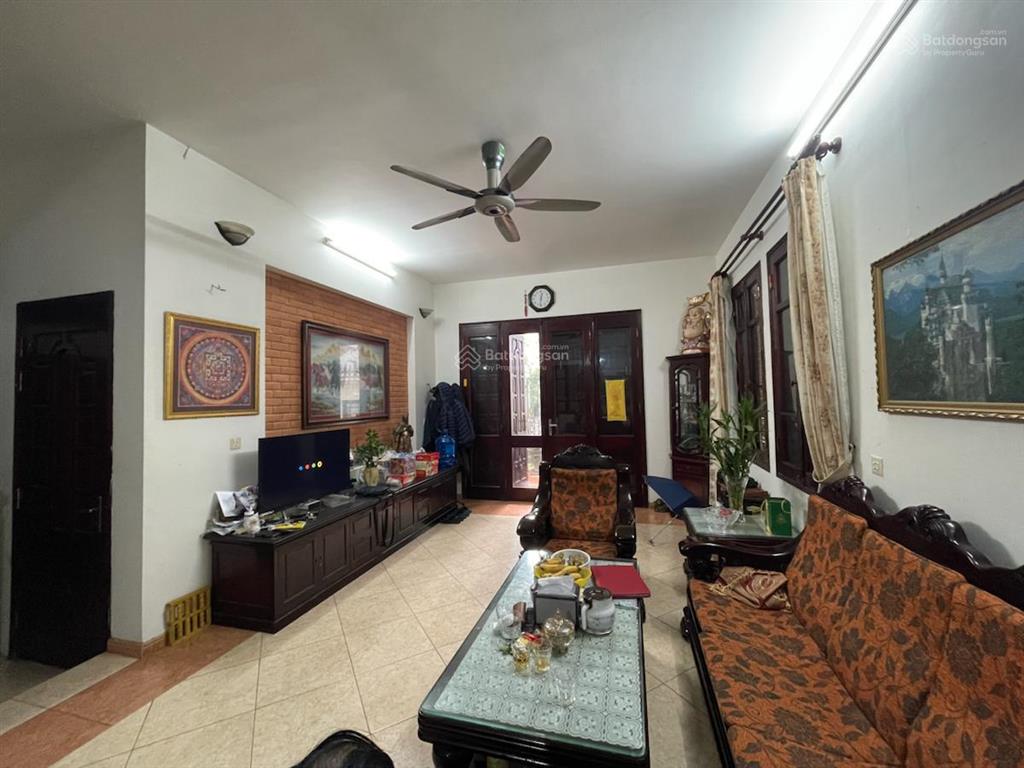 Bán biệt thự vip kđt định công 150m2 nhỉnh 300tr/m2, cạnh 4 trường học liên cấp cực đẹp