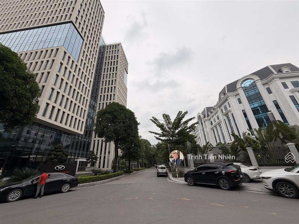 Bán nhà lô góc phố dịch vọng hậu ngay ubnd phường cầu giấy 248m2 cực đẹp