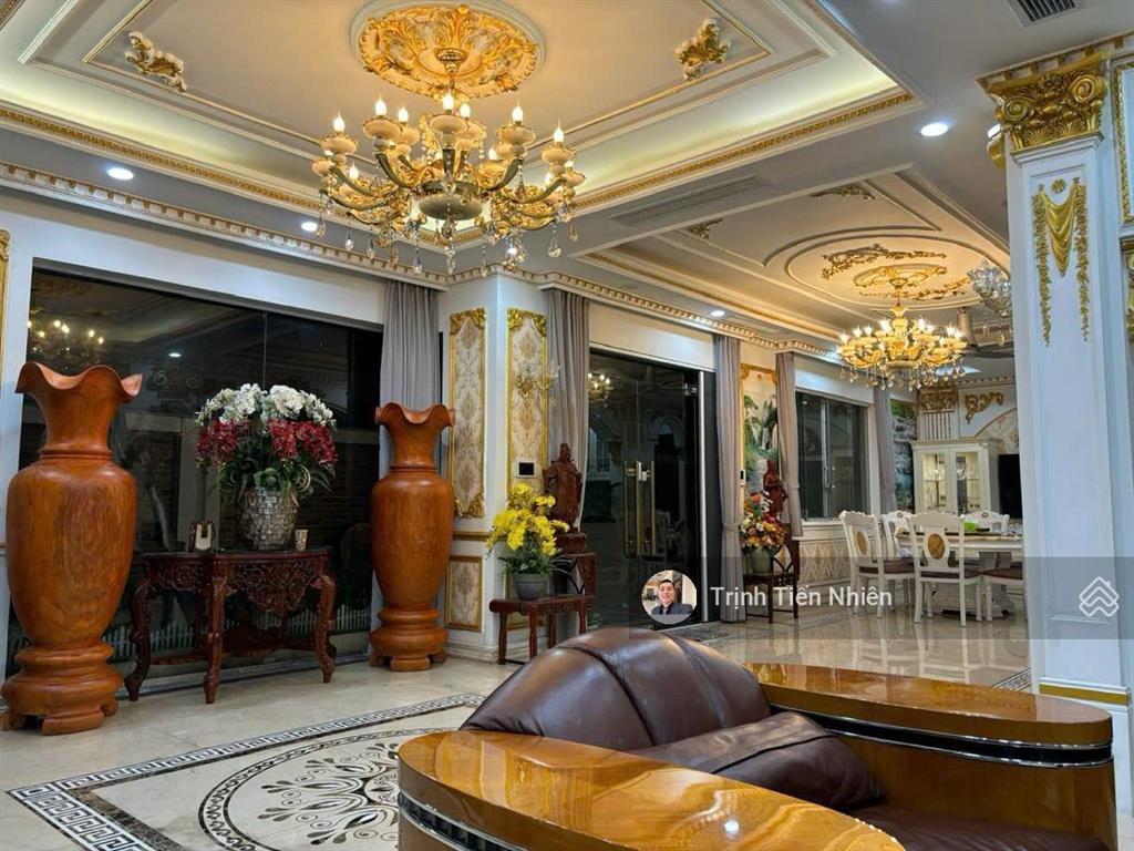 Người nhà nhờ bán biệt thự gamud garden 319m2 cực đẹp giá rẻ không lỗi gì