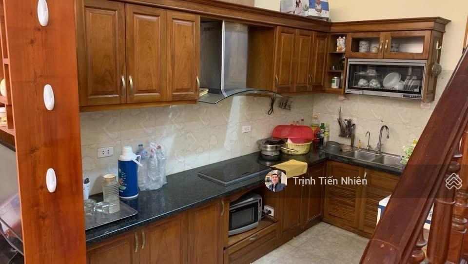 Nhà 5t phân lô 91 nguyễn chí thanh thông ngõ 18 huỳnh thúc kháng 39m2