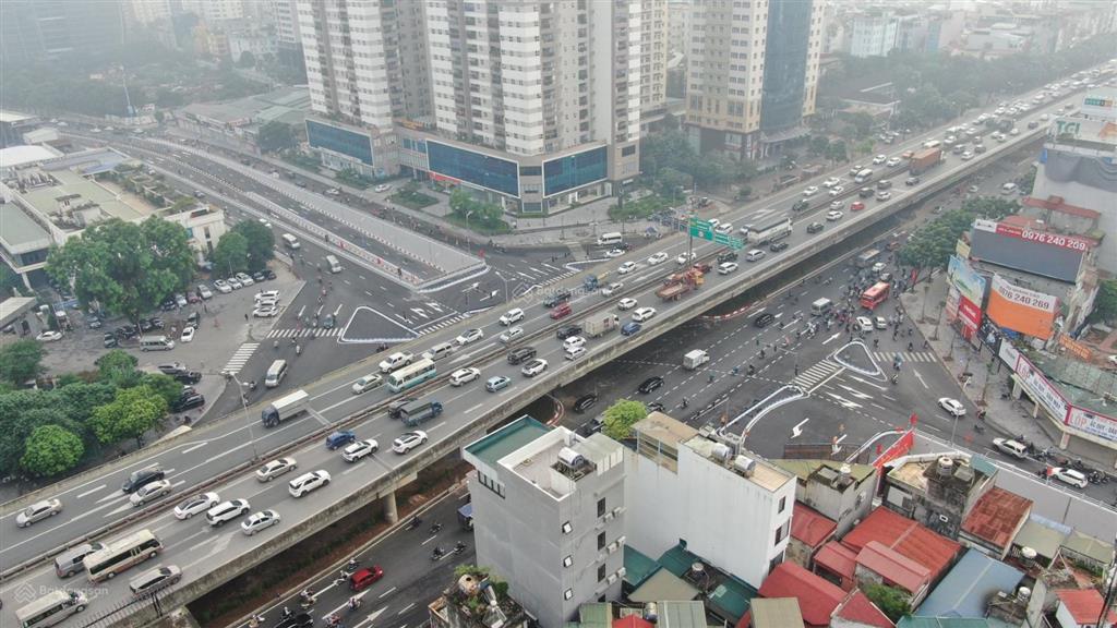 Bán căn liền kề ngay nguỵ như kon tum 73m2 thông khuất duy tiến cạnh chung cư