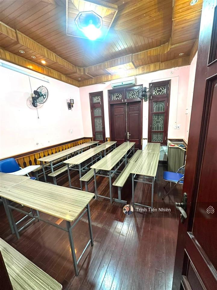 Bán nhà phân lô đỗ quang ngay ngã tư trần duy hưng 55m2 vị trí cực đẹp
