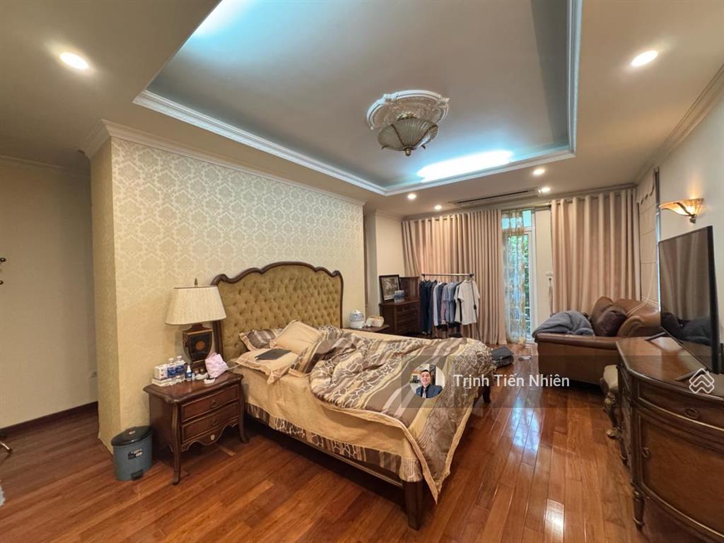 Bán nhà phân lô nguỵ như kon tum 147m2 vỉa hè hai bên rộng quy hoạch ổn định