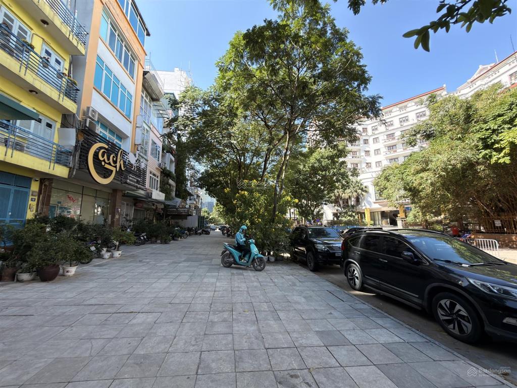 Bán nhà mặt phố vạn phúc ba đình 109m2 44,8 tỷ gần đsq nhật bản ks la thành
