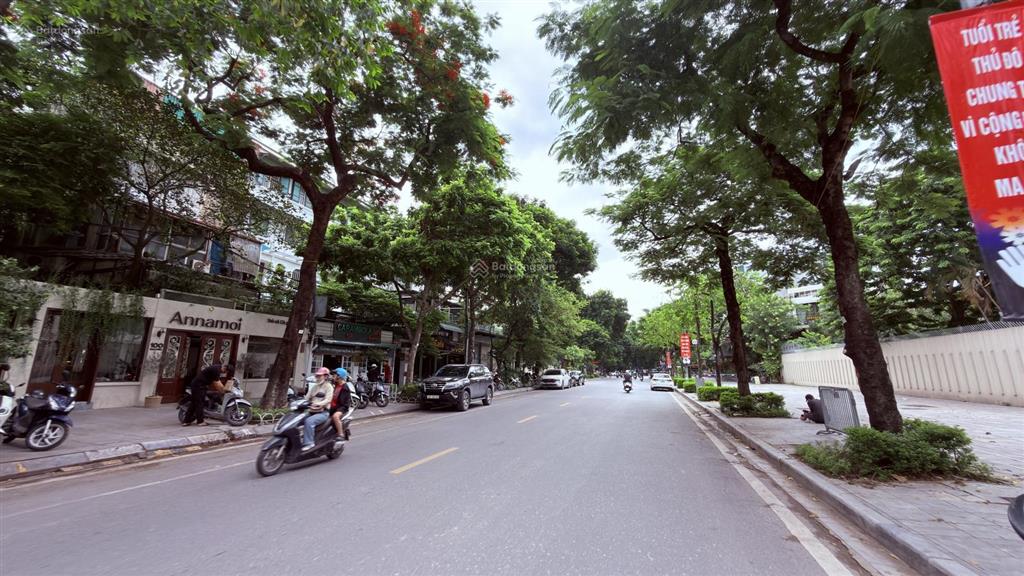Bán nhà mặt phố vạn phúc ba đình 109m2 44,8 tỷ gần đsq nhật bản ks la thành