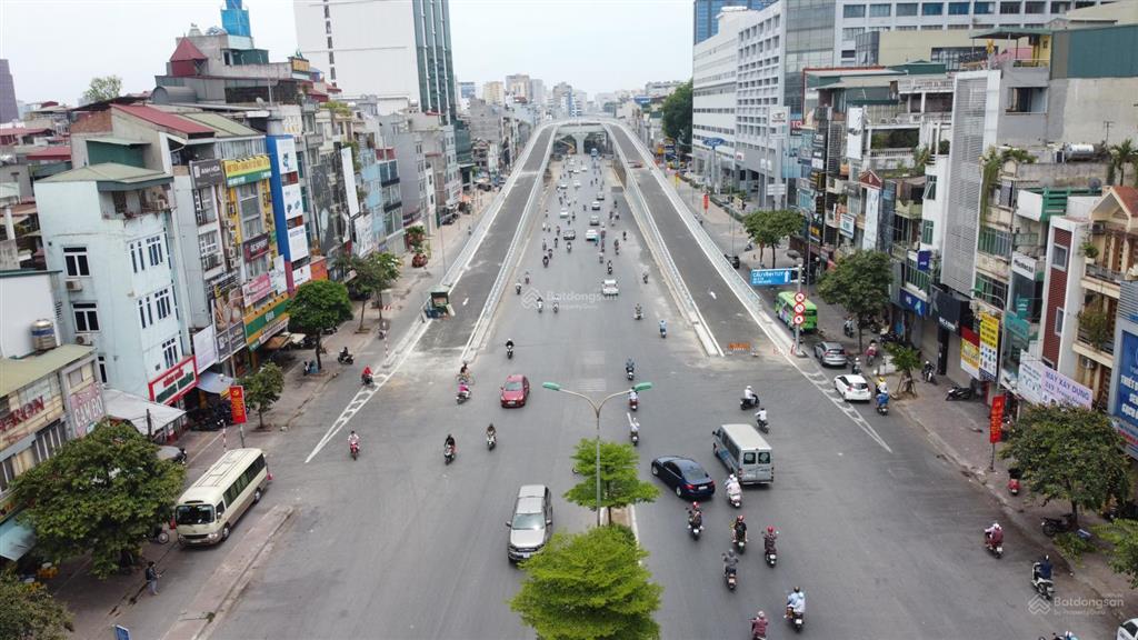 Bán nhà 8 tầng mặt phố trường chinh gần đại học y hà nội 98m2 41 tỷ phù hợp làm phòng khám