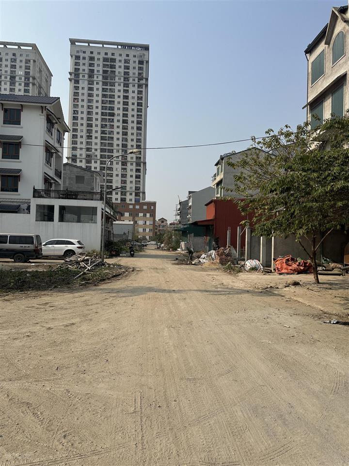 Bán liền kề dự án tân việt  hoài đức