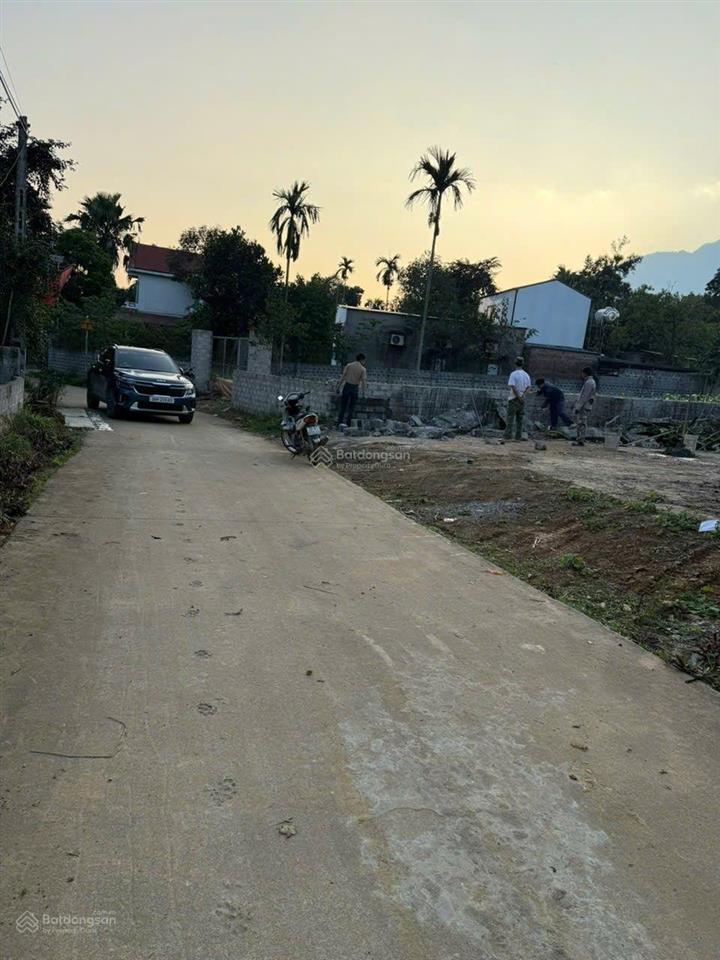 400m2 vị trí trung tâm, sẵn nhà trên đất, giá nhỉnh 3 tỷ