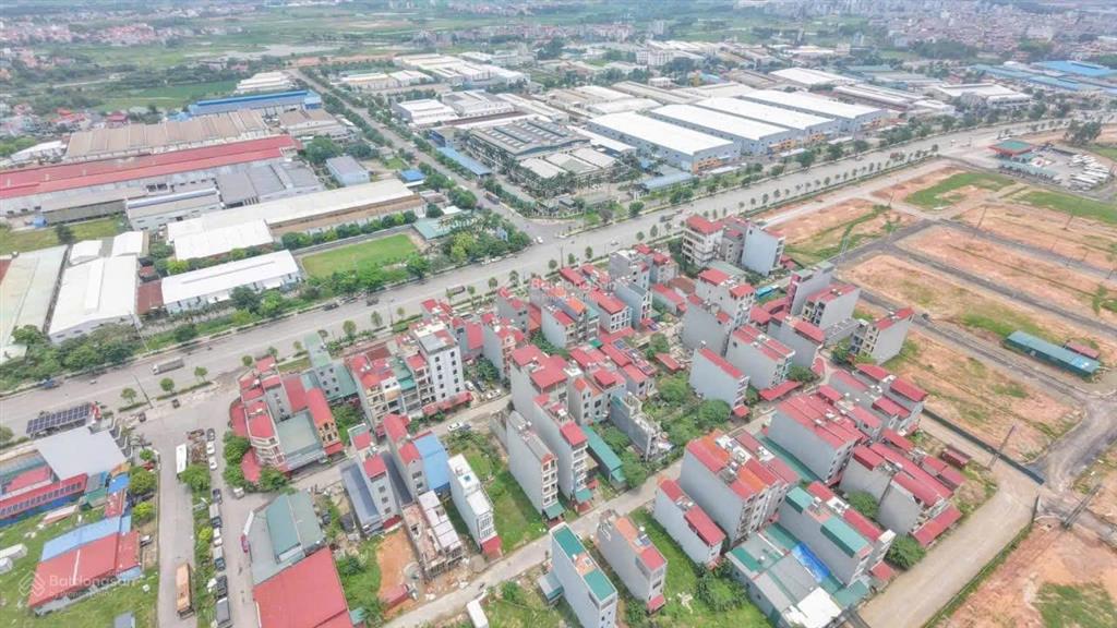 Chính chủ cần bán lô đất sổ đỏ, giá 2 tỷ 300 triệu, tại khu đô thị đình trám sen hồ