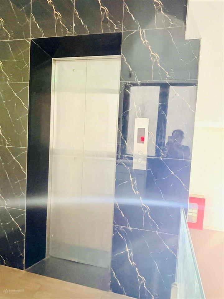 Chính chủ bán nhà mặt phố tây trà, 6 tầng thang máy, đang kd nhà hàng đông nhất khu, 143m mt 5m.