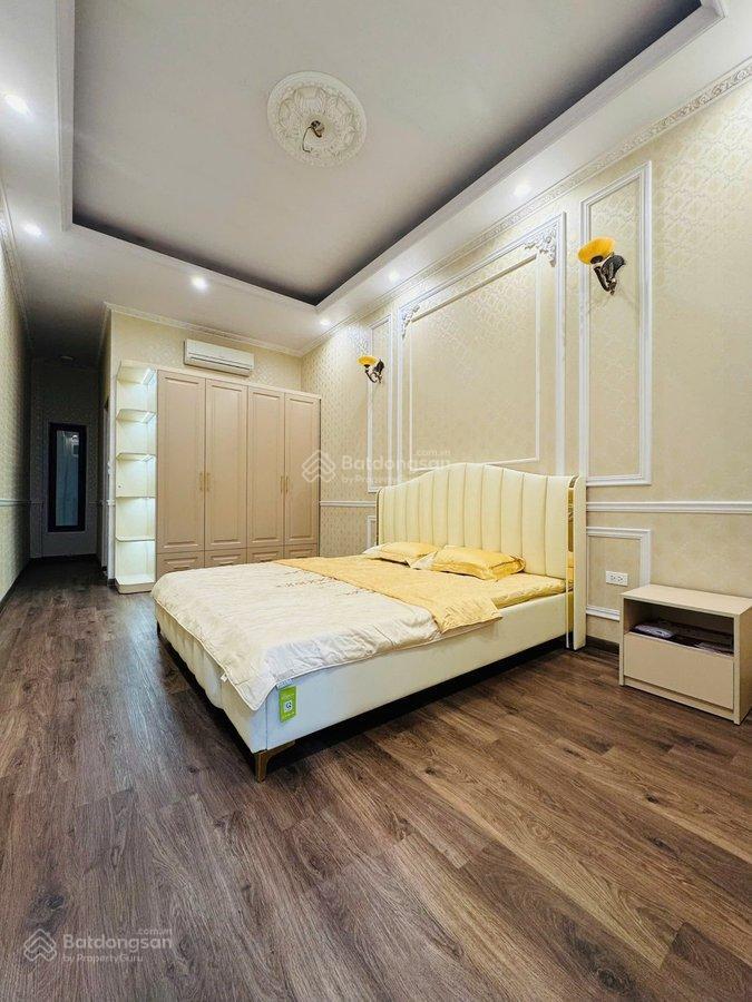 Bán nhà riêng lương thế vinh thanh xuân 77m 5t mt6m chào 18.5 tỷ p, lô kd víp ô tô đỗ chủ bán v quê