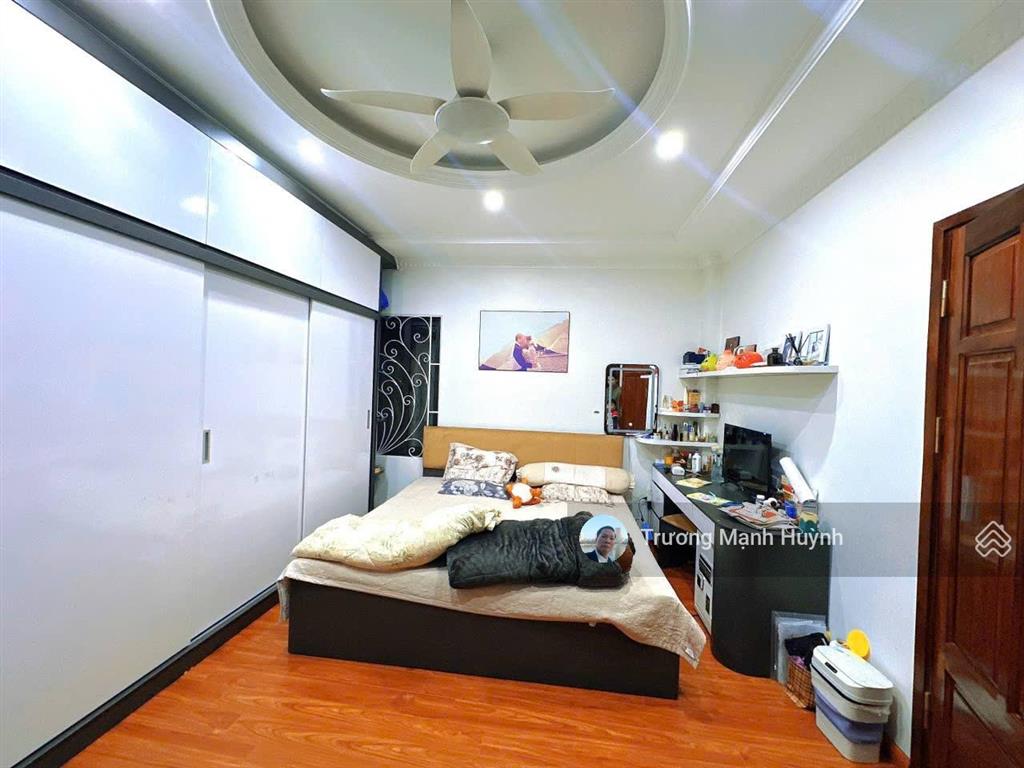 Bán nhà riêng nguyễn ngọc vũ 55m 5t mt 4,5m 13.9 tỷ ô góc ô tô kd vip full nt  th máy cc mini đỉnh