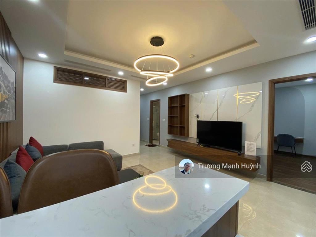 Cc kđt mới nghĩa đô 72m2 3pn 2wc giá 5,8 tỷ lô góc full nt tầng trung view starlake