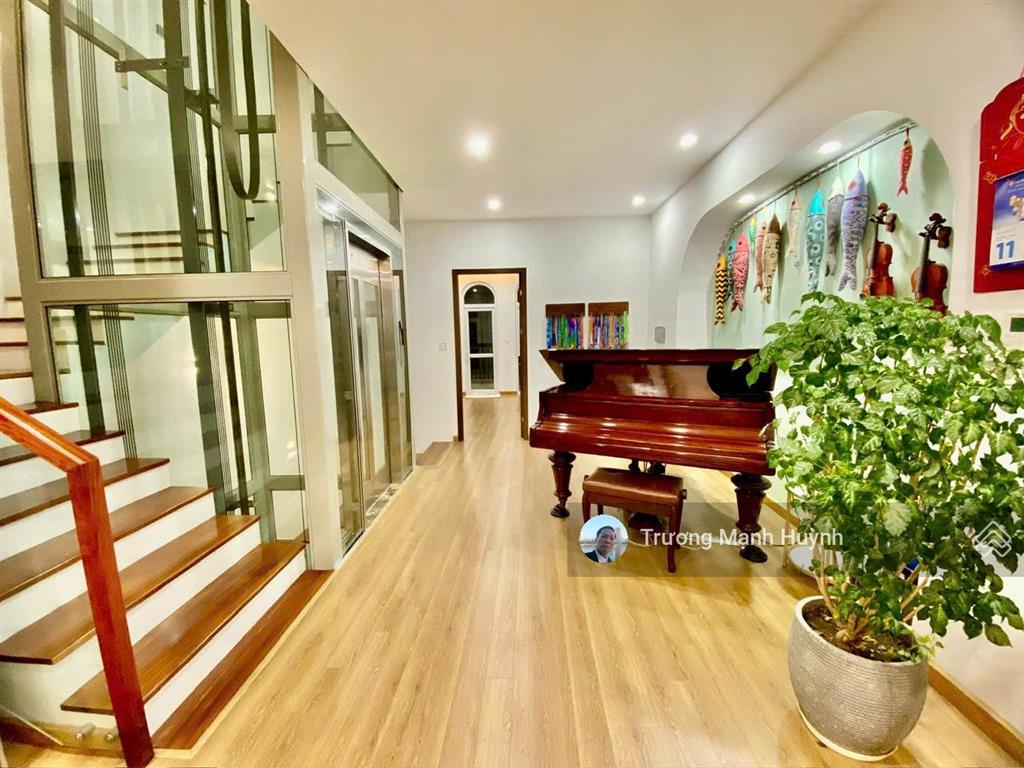 Bàn nhà riêng nam từ liêm 120m2 6t mt5,6m25,5tỷ vinhomes hàm nghi lô góc svườn gara th máy lô góc
