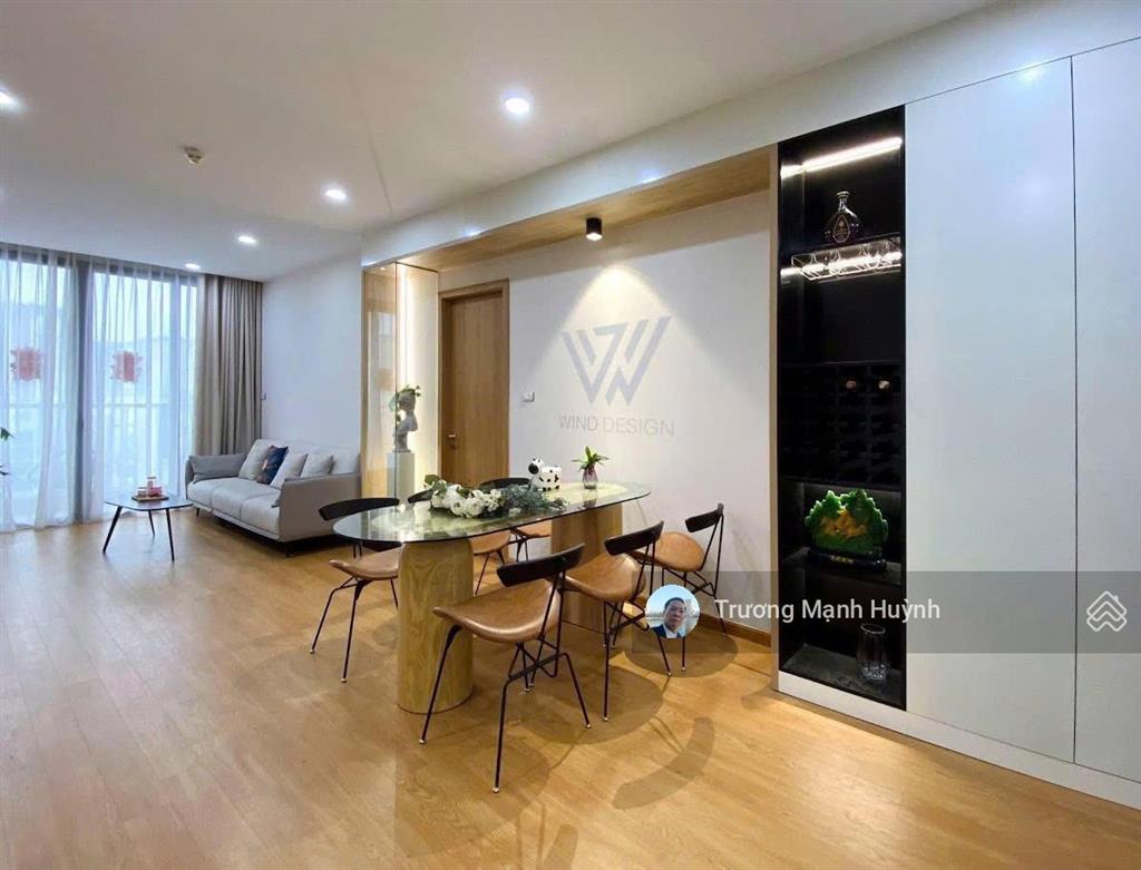 Bán cc lgóc vip ct14 ciputra 99m 3pn 2wc 8 tỷ view trọn cảnh đẹp  sát lotte mall t,trung võ c công