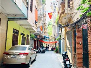 Bán nhà Lê Thanh Nghị chỉ 10m ra phố, Dt 38m2, 3t, mt 4m, giá 7.95 tỷ.