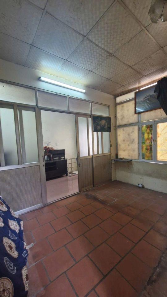 Bán nhà Lê Thanh Nghị chỉ 10m ra phố, Dt 38m2, 3t, mt 4m, giá 7.95 tỷ.