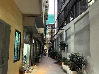 Bán nhà phố Tôn Thất Tùng, Dt 45m2, 6t, mt 4m, 9.5 tỷ, dong tiền 20tr/tháng.