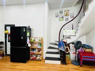 Bán gấp nhà Dương Văn Bé lô góc thoáng sáng, Dt 30m2, mt 5.5m, 5.4 tỷ.