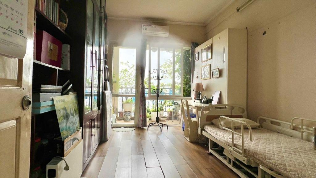 Bán chung cư 229 phố Vọng căn góc, Dt 125m2, 3 ngủ, giá 11.5 tỷ, full nội thất.