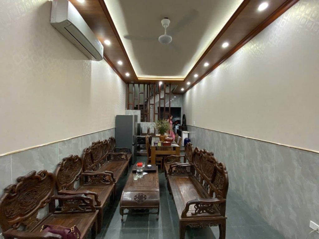 Nhà đẹp Kim Mă 2 mặt thoáng vài bước ra phố Dt 55m2, 4t, mt 3.8m, giá 19.7 tỷ.