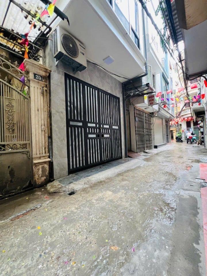 Nhà đẹp Kim Mă 2 mặt thoáng vài bước ra phố Dt 55m2, 4t, mt 3.8m, giá 19.7 tỷ.